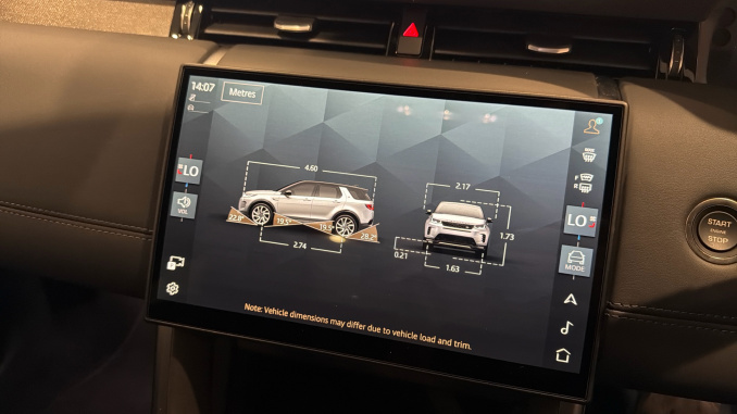 Land Rover Discovery Sport 1.5 P270e Metropolitan 5dr Auto [5 Seat] Station Wagon - Image 47
